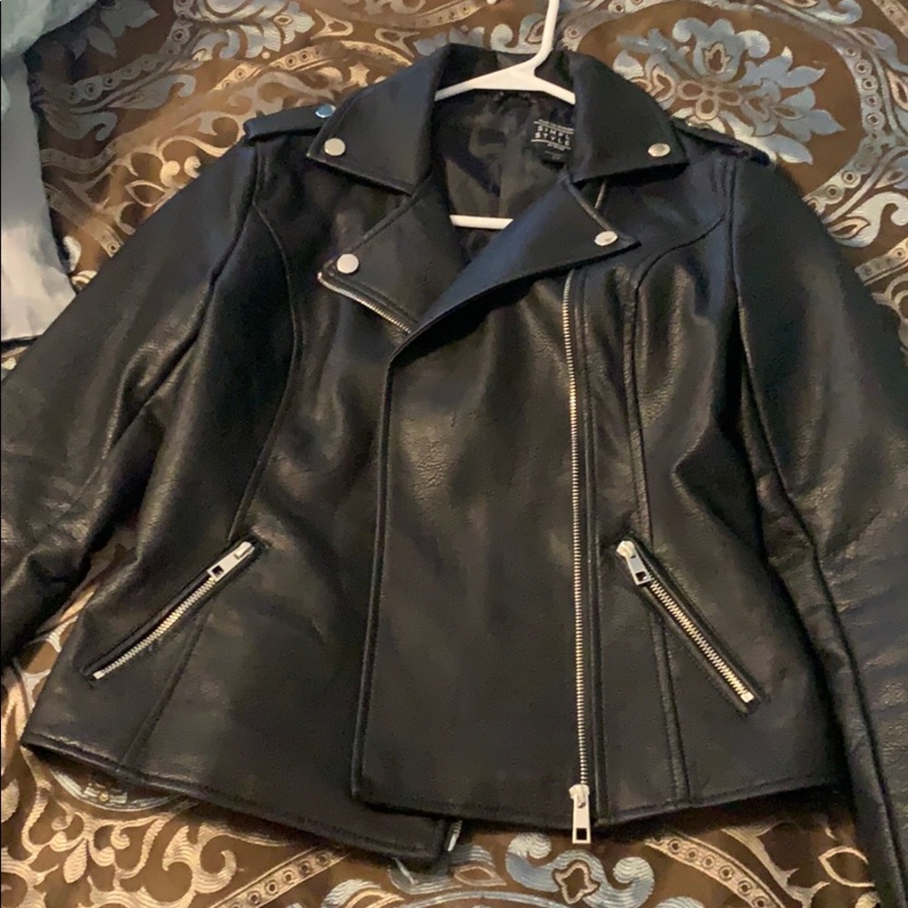 Simply styled leather jacket